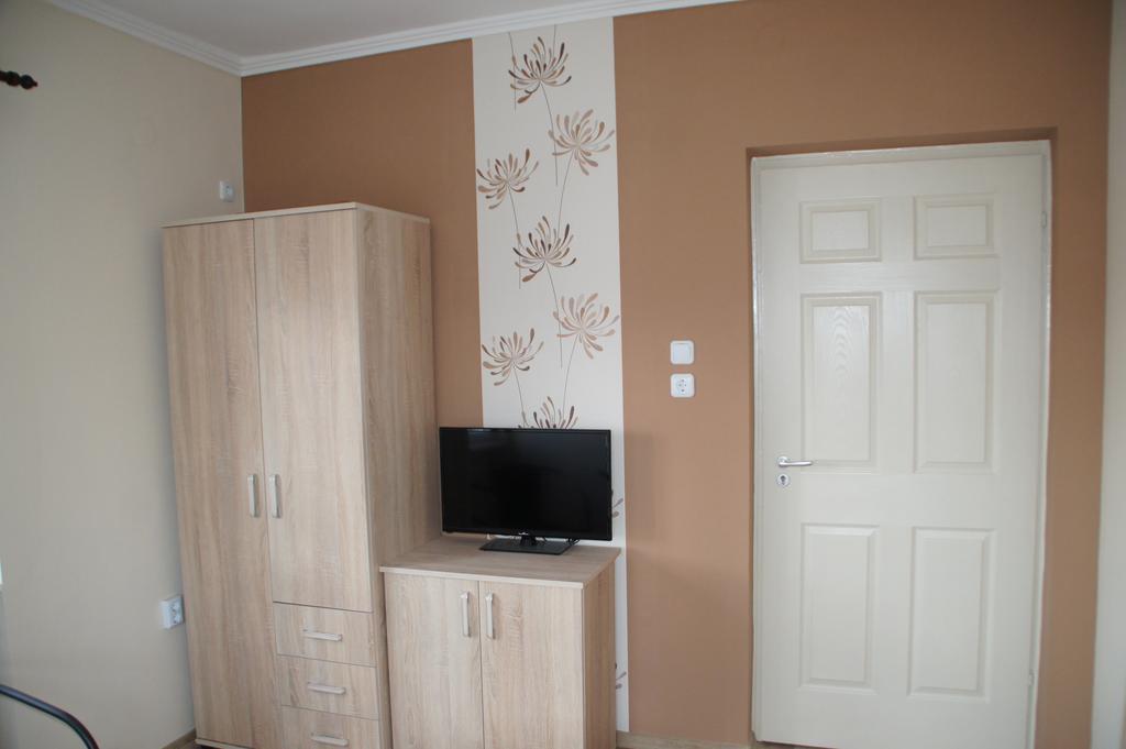 Appartement Fonix Apartman à Gyula Extérieur photo