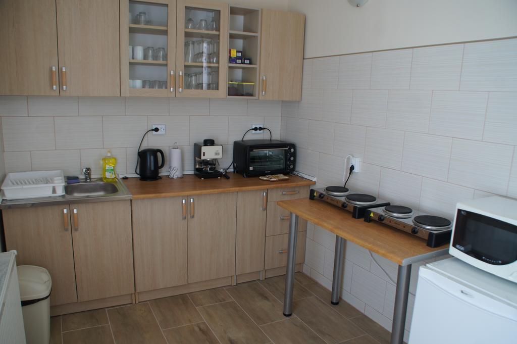 Appartement Fonix Apartman à Gyula Extérieur photo